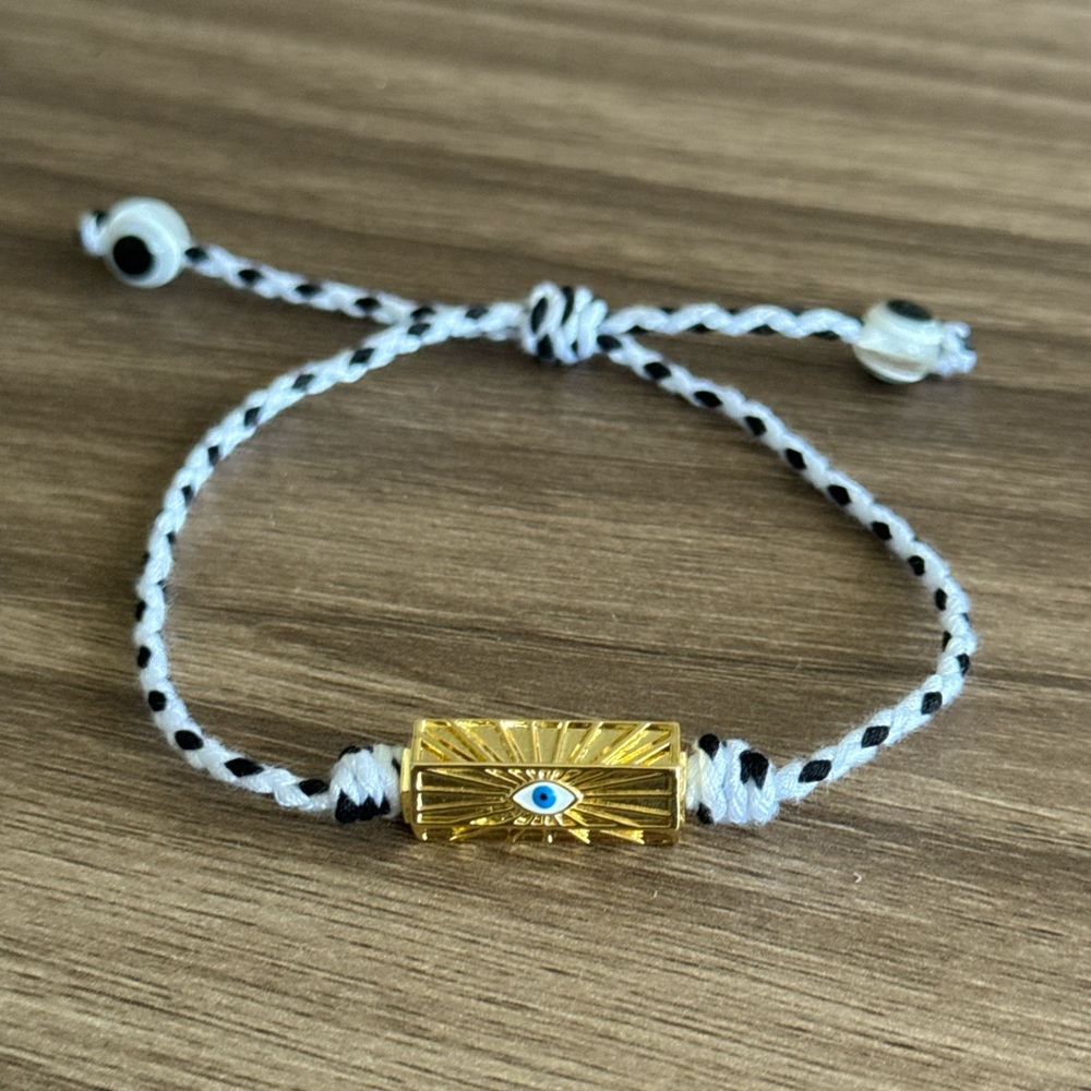 Evil Eye Bracelet Q876 - Picture 3 of 4